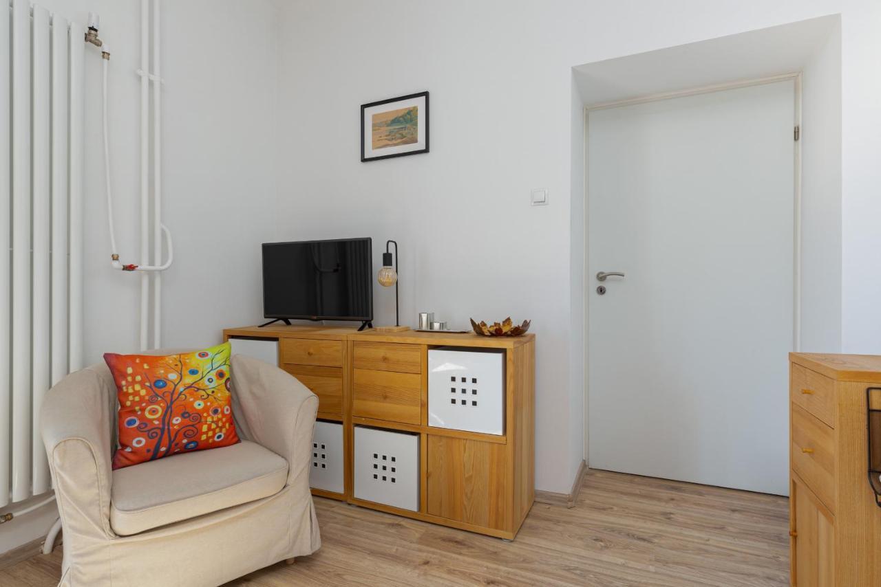 Apartment Bialobrzeska Warsaw By Noclegi Renters מראה חיצוני תמונה
